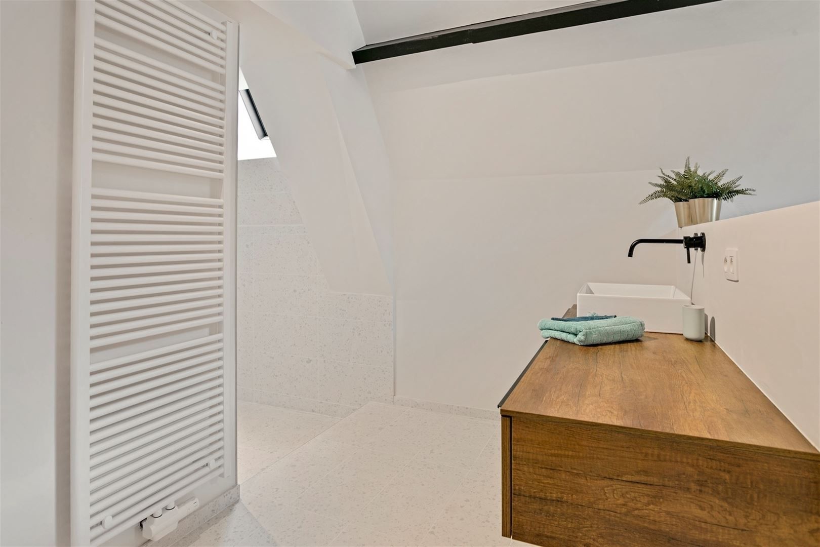 Unieke woning met garage in historisch centrum van Antwerpen foto 14