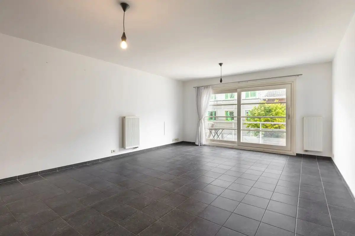 Verzorgd 2-slaapkamerappartement te koop in Kortrijk foto 2