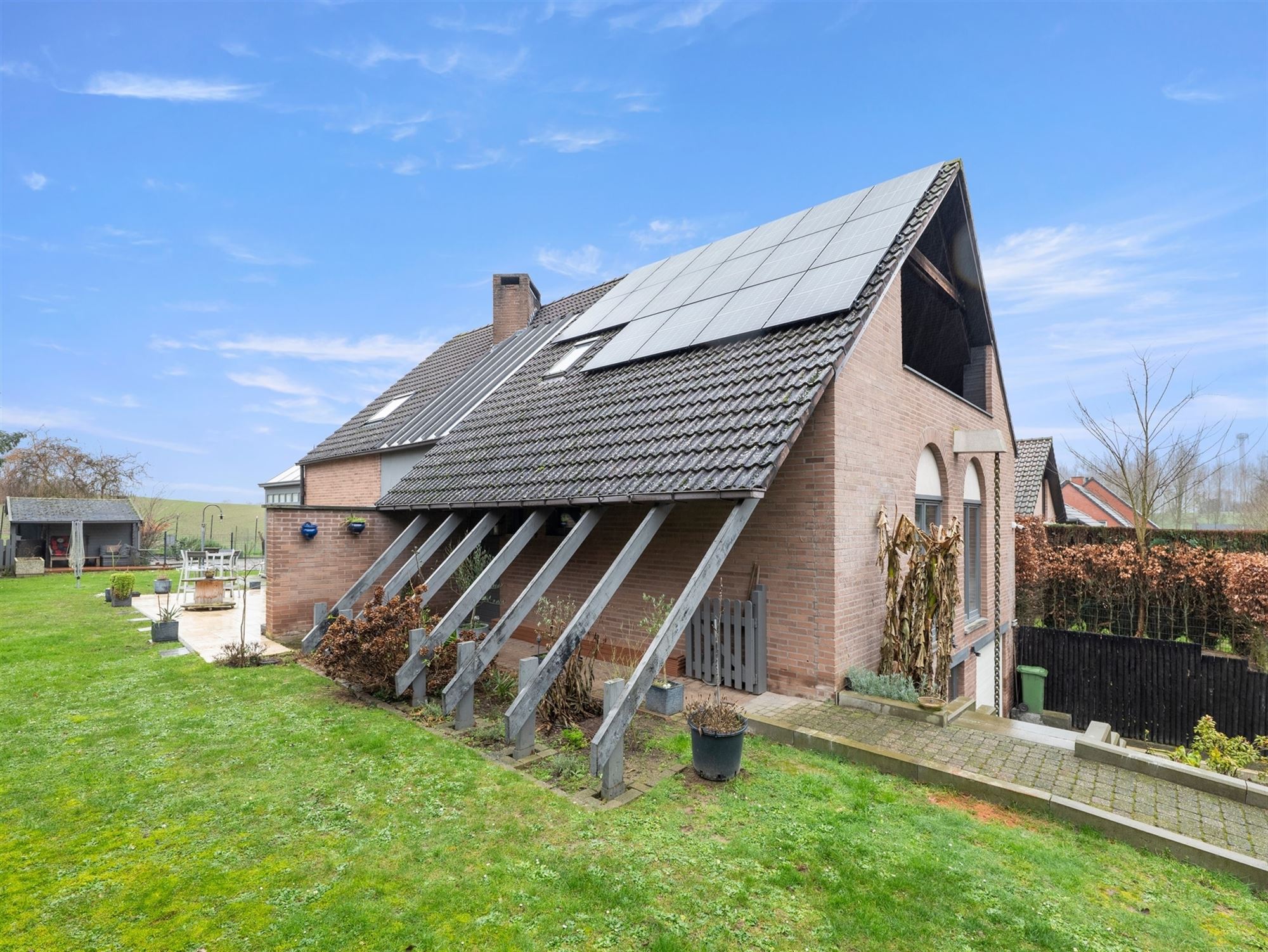 ENERGIEZUINIGE GEZINSWONING OP EEN KNAP PERCEEL IN HET LANDELIJKE MONTENAKEN foto 29