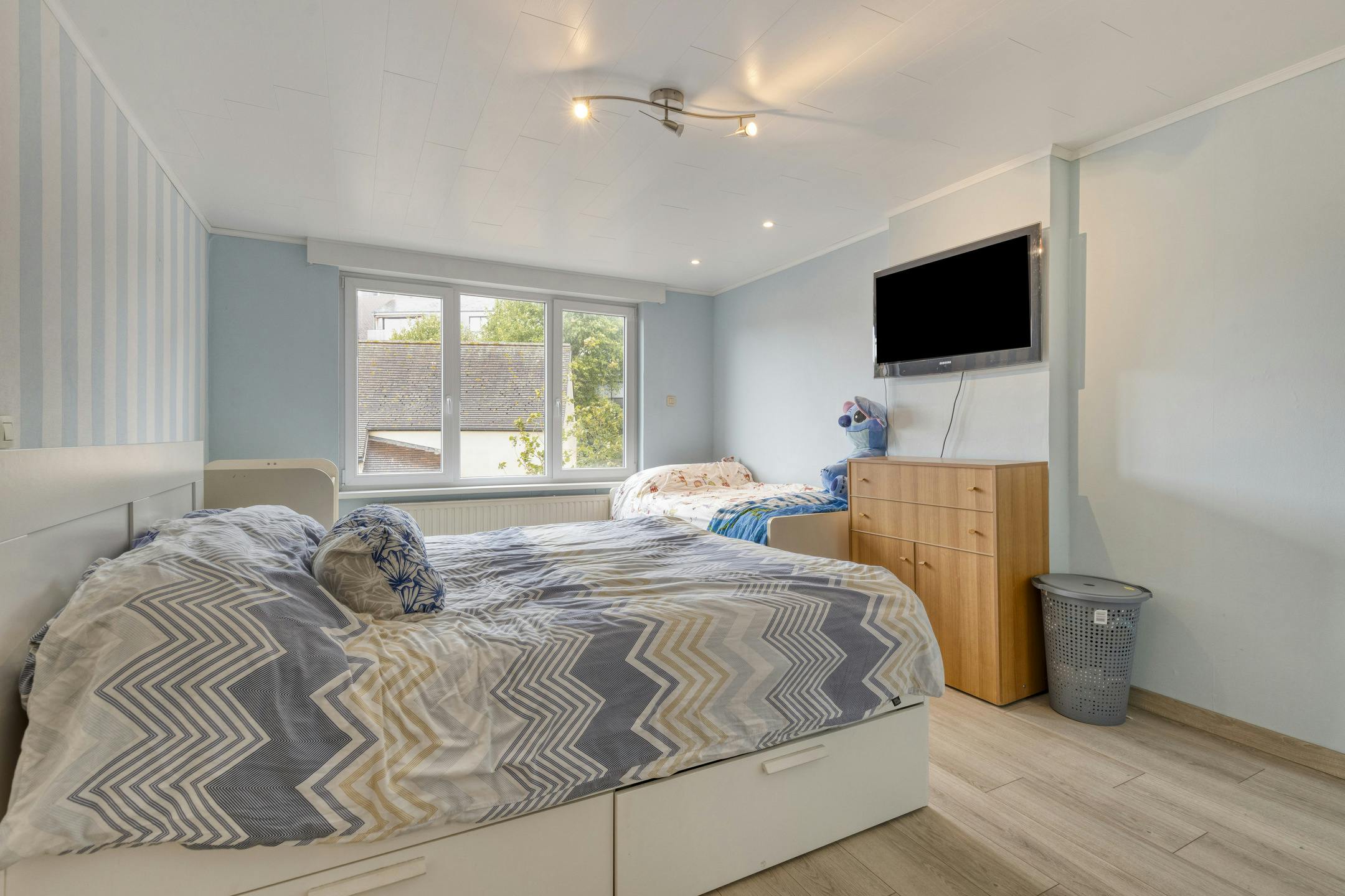 Gerenoveerd appartement (93m²) met zeer ruime tuin te De Panne foto 7