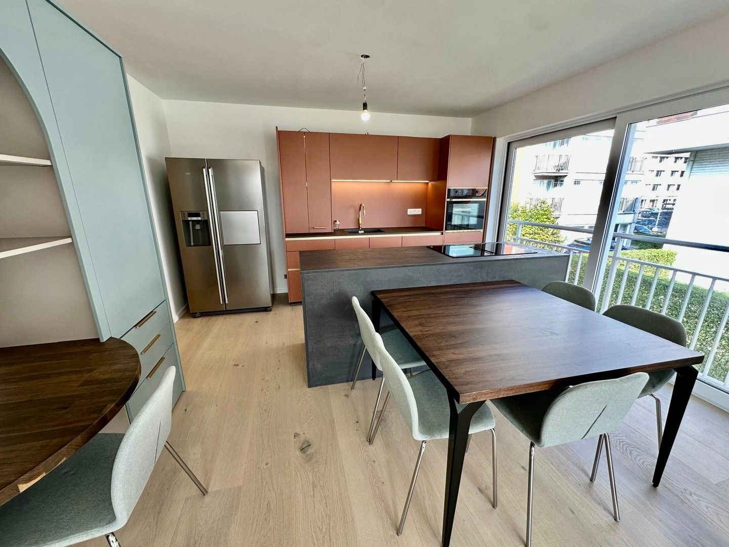 Appartement met twee slaapkamers, volledig gerenoveerd, op wandelafstand van het strand van Duinbergen. foto 5