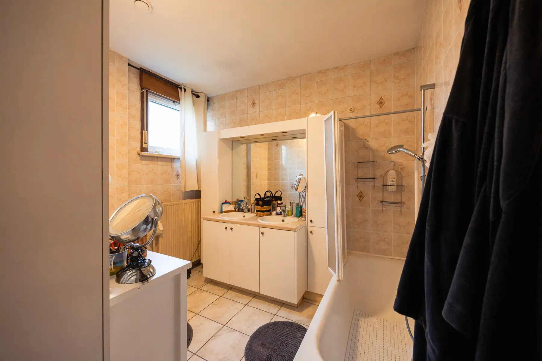 Charmante halfopen bebouwing met tal van mogelijkheden foto 11