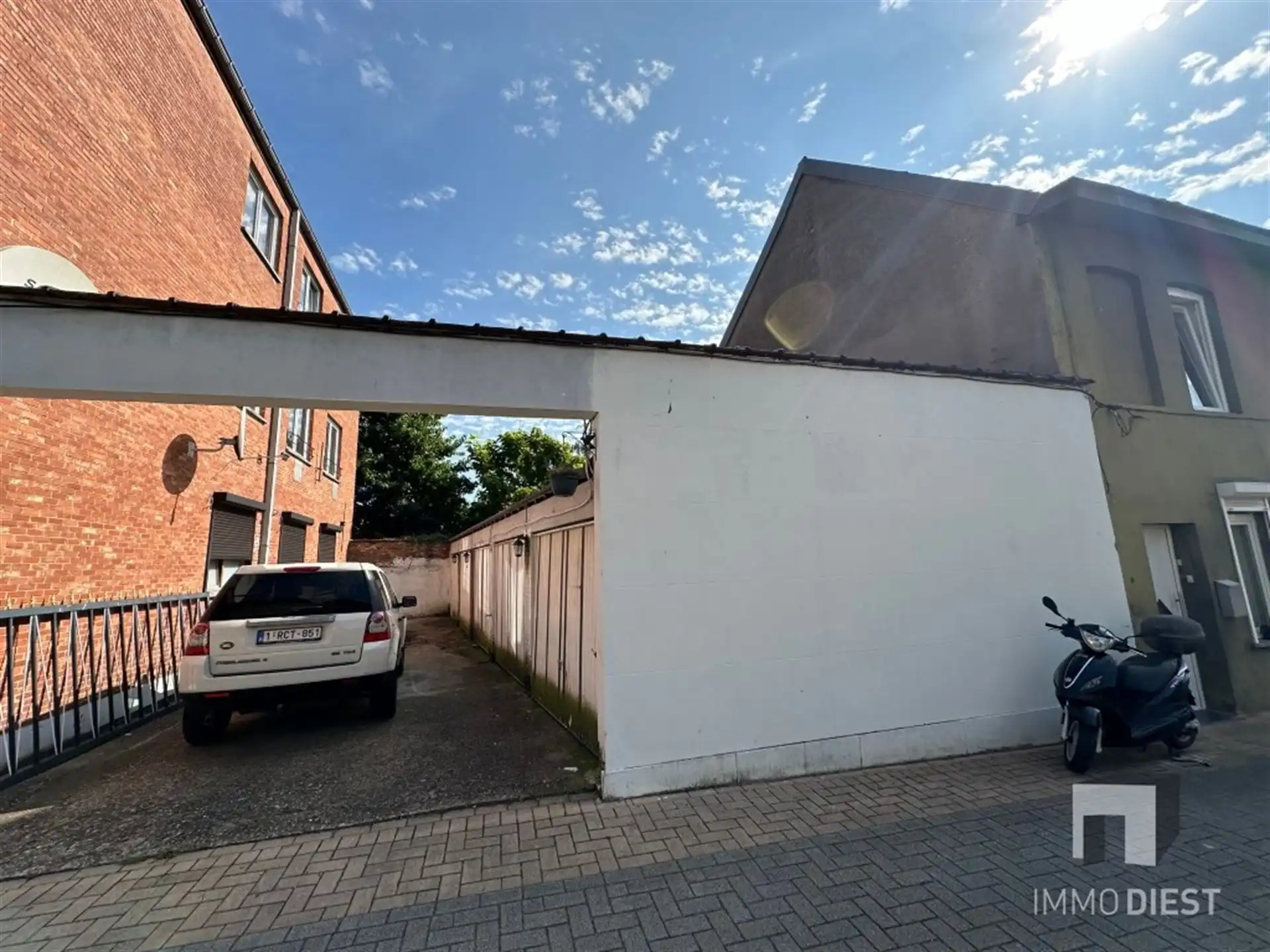 5 garages in het centrum van Diest foto 2