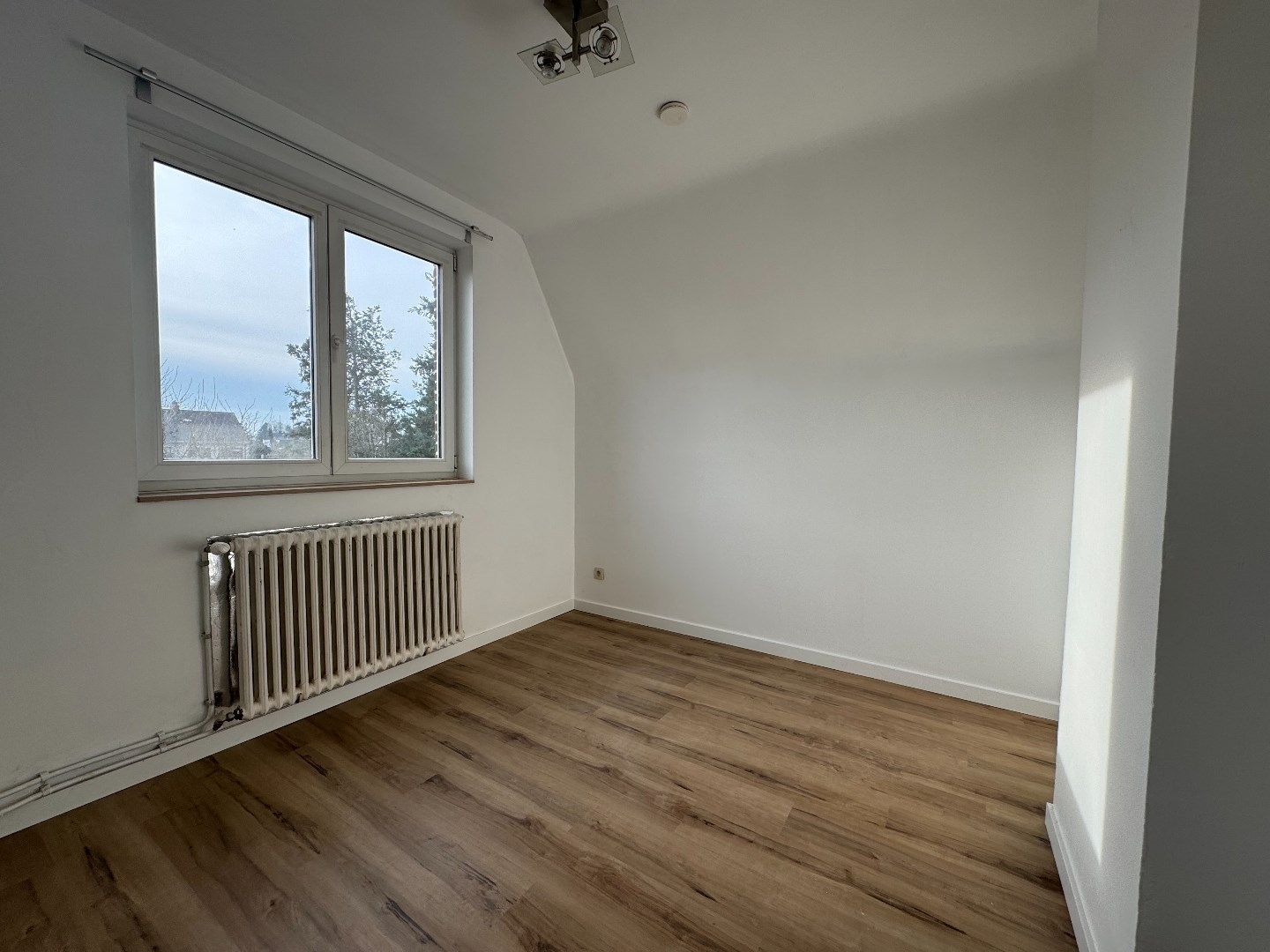 TE HUUR - Op zoek naar een charmante en karaktervolle woning in Meise? Welkom Home! foto 13