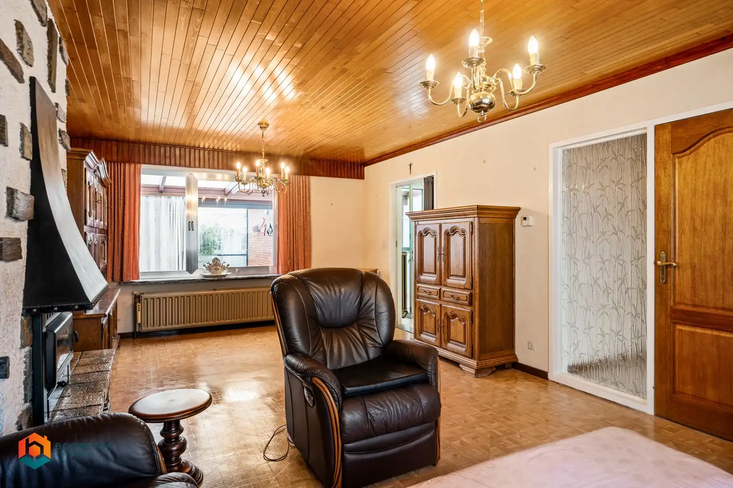 Te renoveren woning met 3 slpkrs en tuin foto 3