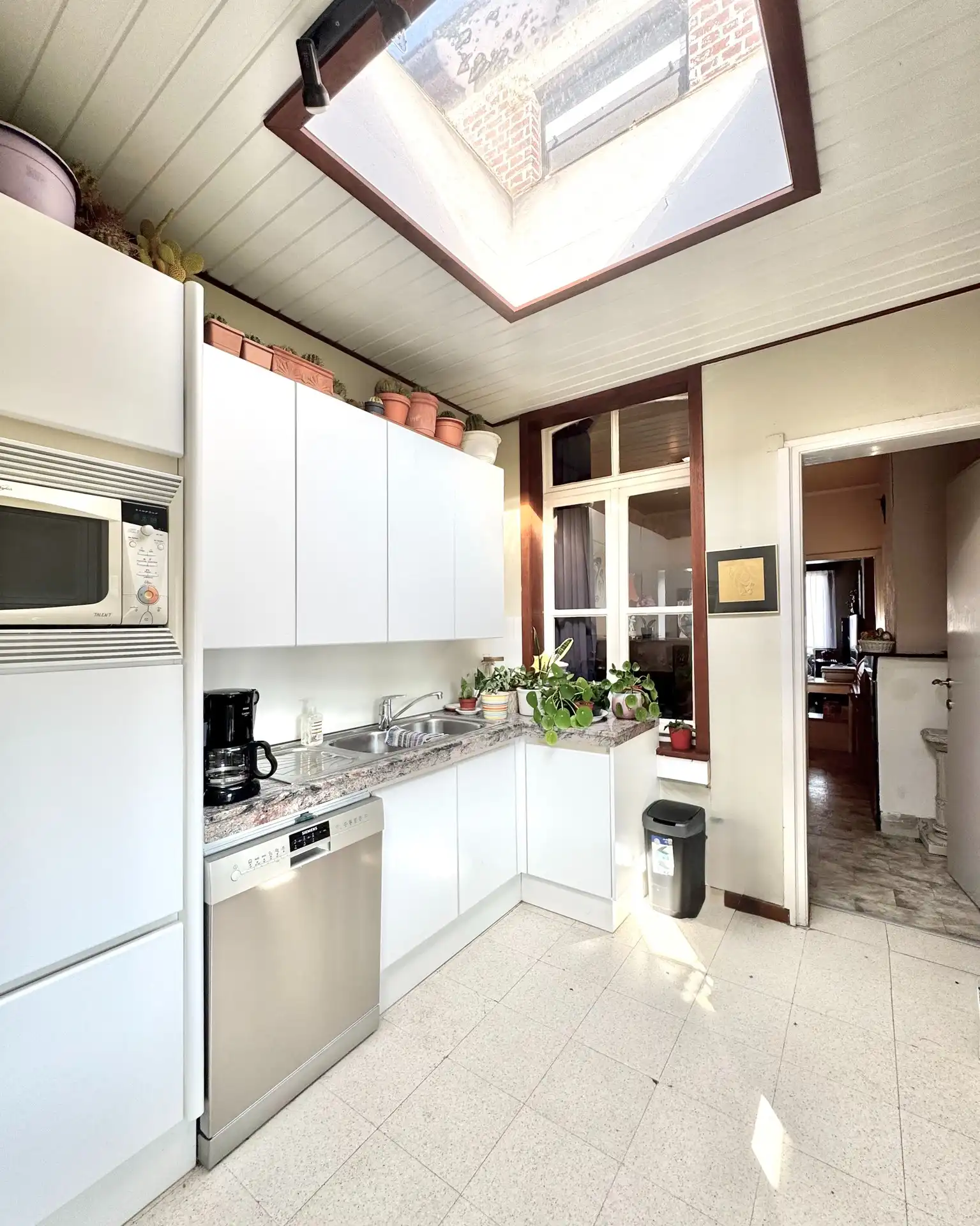2 WONINGEN | TUIN | 5 SLAAPKAMERS | GARAGES | 1.121 M² foto 19