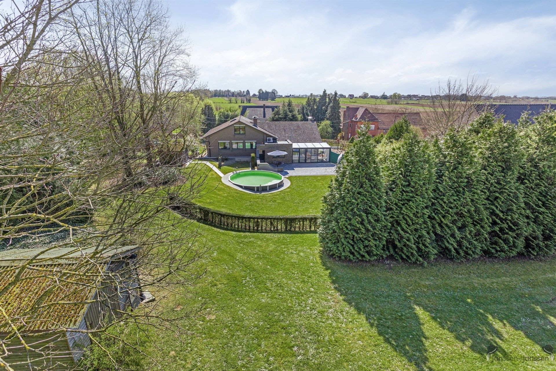 Prachtige landelijke villa met ruime opslagmogelijkheden. foto 5