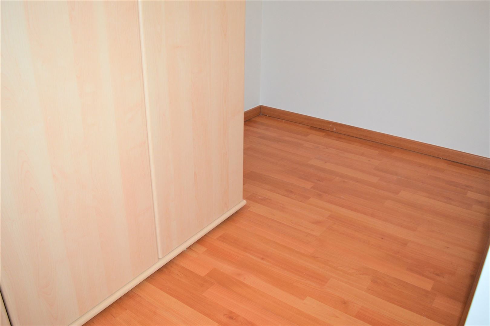 TE HUUR: Duplex-appartement met 2 slaapkamers in Zolder! foto 10