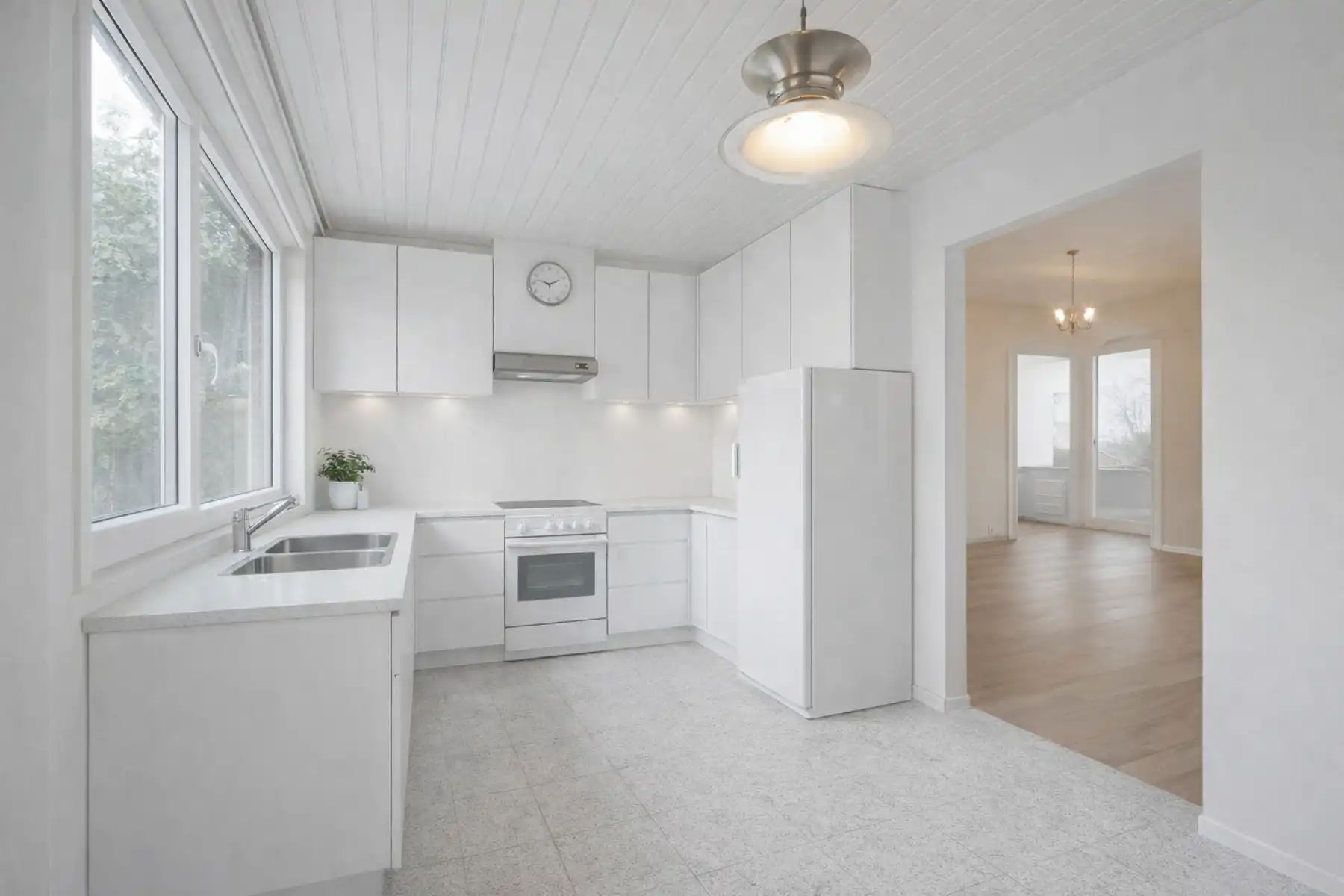 Gelijkvloers appartement met ruime tuin. foto 13