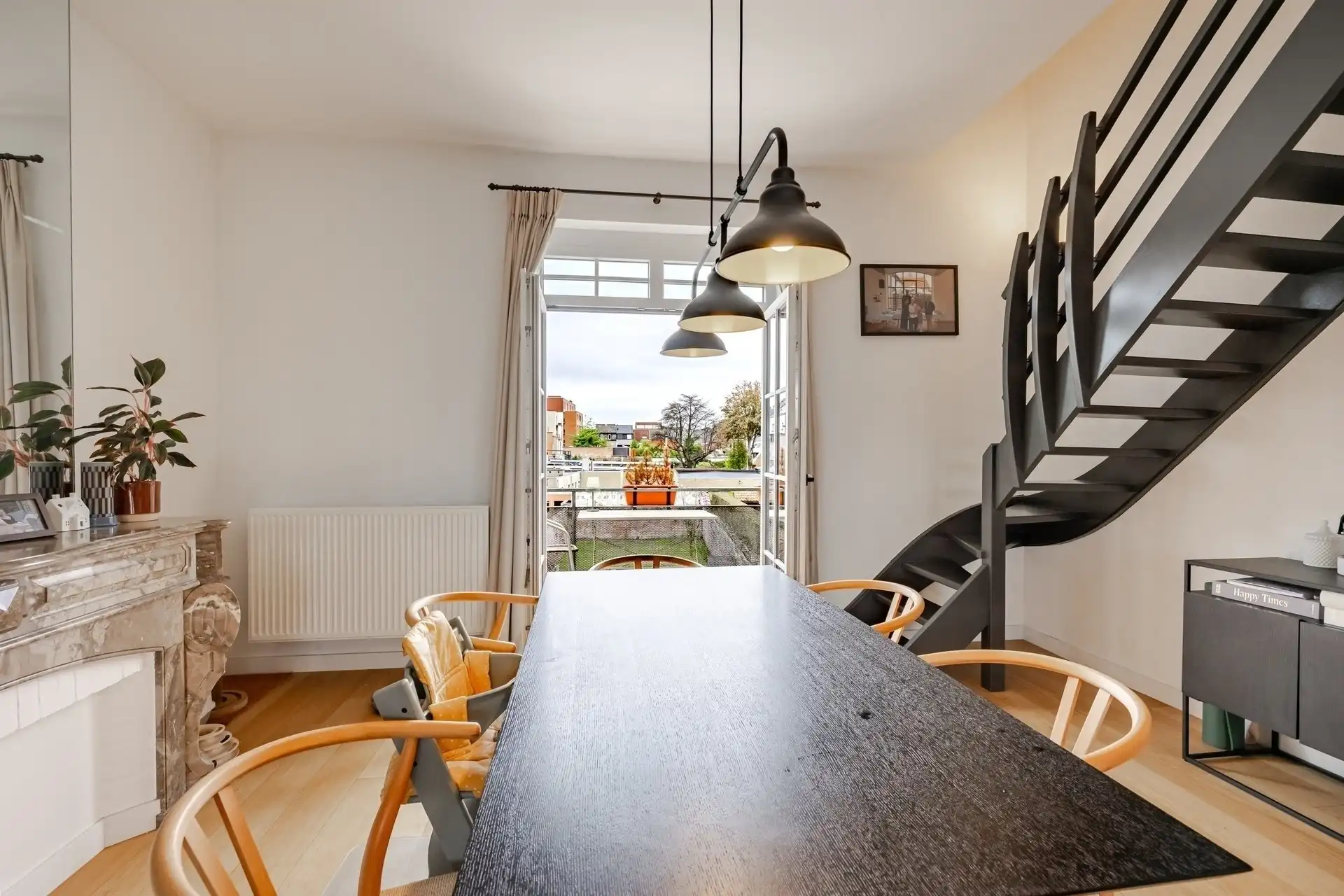 Karaktervol duplex appartement in centrum Wetteren foto 14