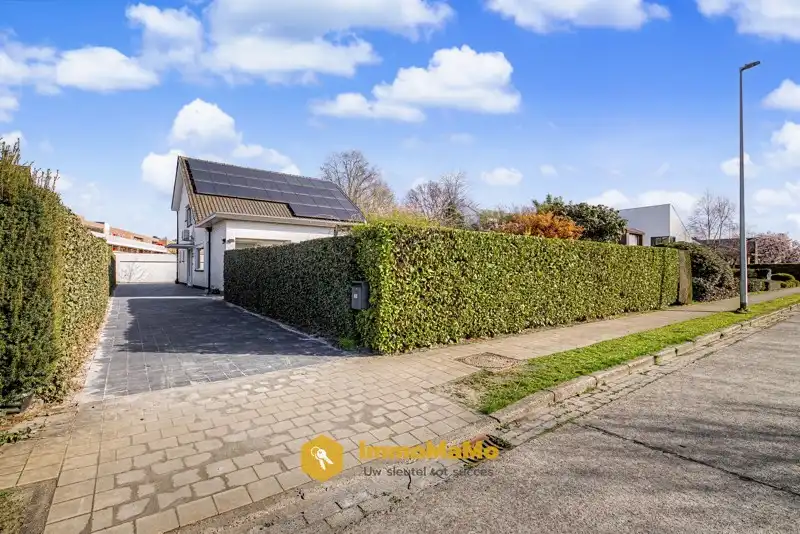 VRIJSTAANDE WONING MET 4 SLAAPKAMERS TE KOOP IN WACHTEBEKE (LOCHRISTI) foto 4