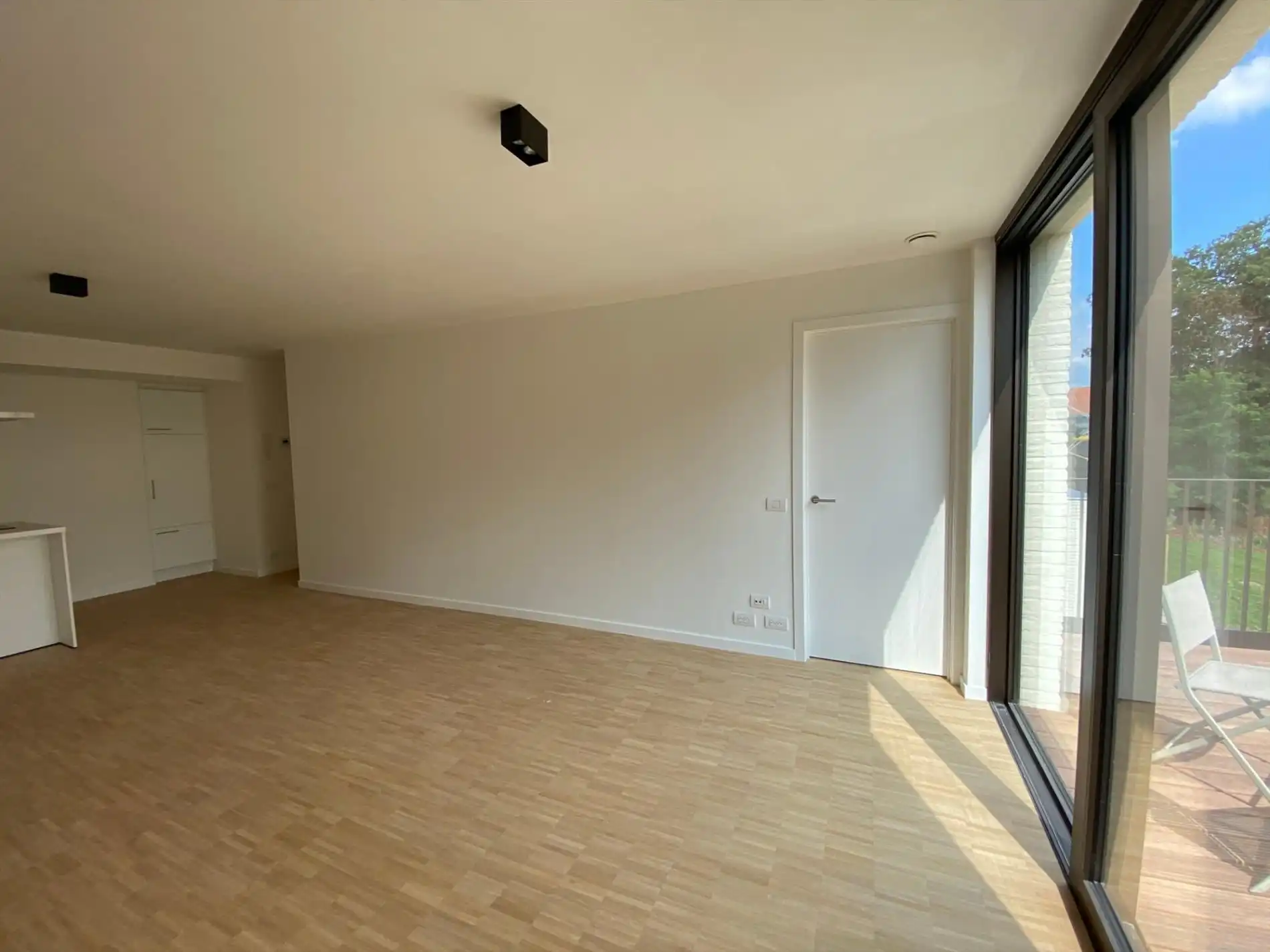 Stijlvol appartement in Park De Borchgrave te koop in Olsene! foto 9