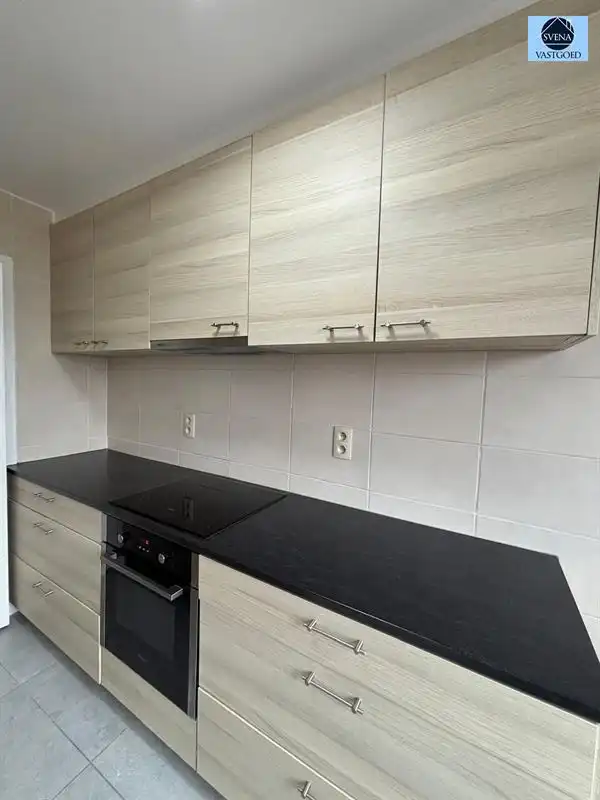 APPARTEMENT MET 2 KAMERS EN GARAGE foto 3