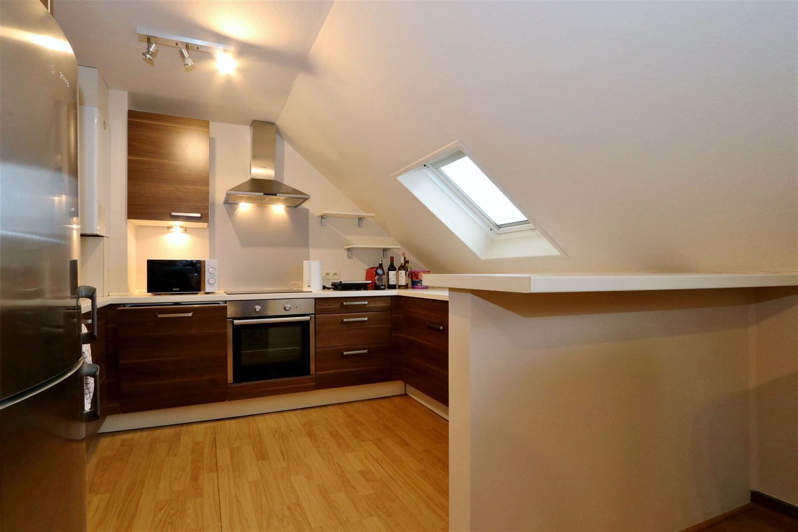 Appartement met 2 slaapkamers, ingerichte zolder en kelder foto 5