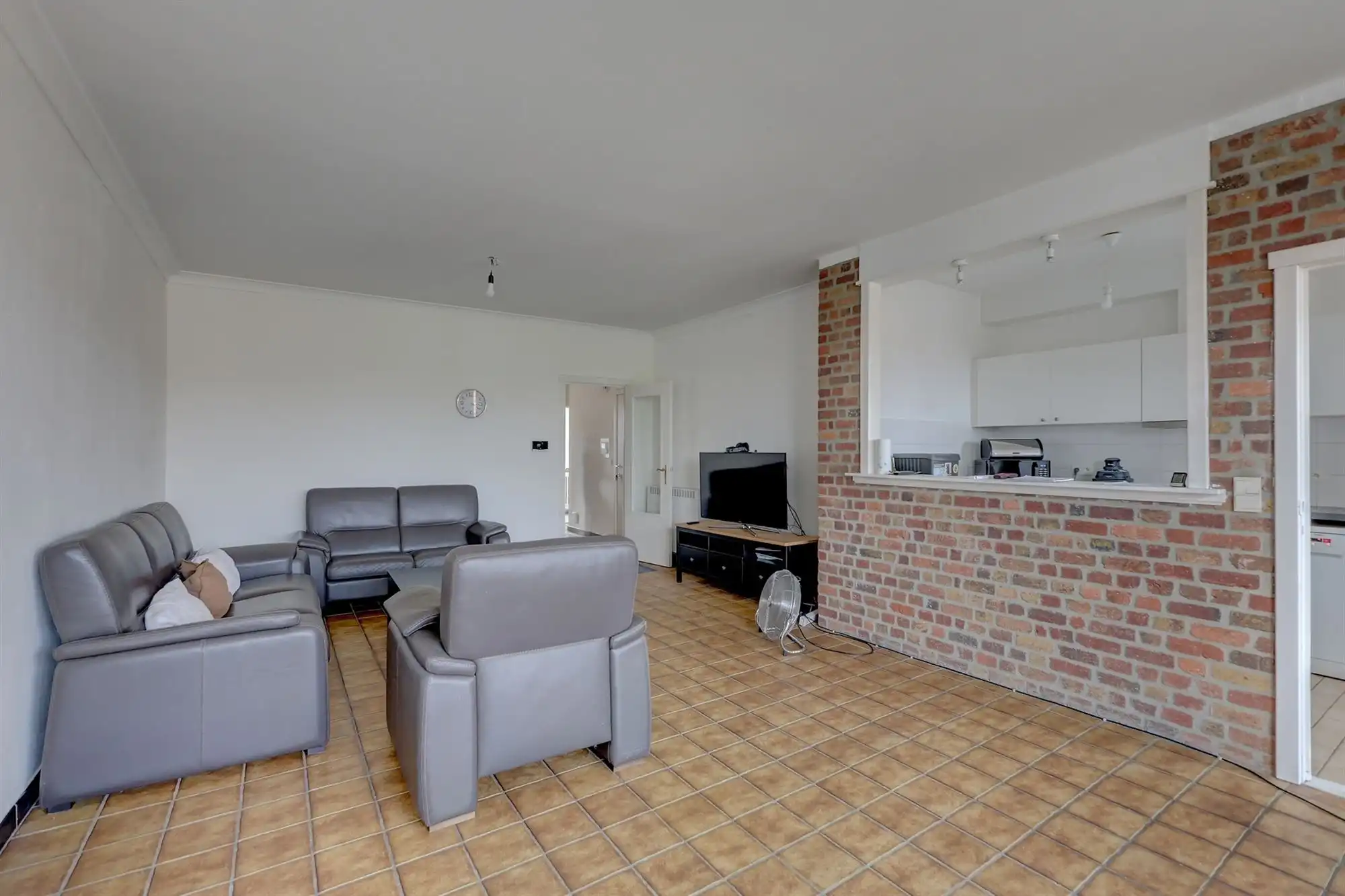 Appartement met 2 slaapkamers en terras vlakbij centrum Wilrijk foto 7