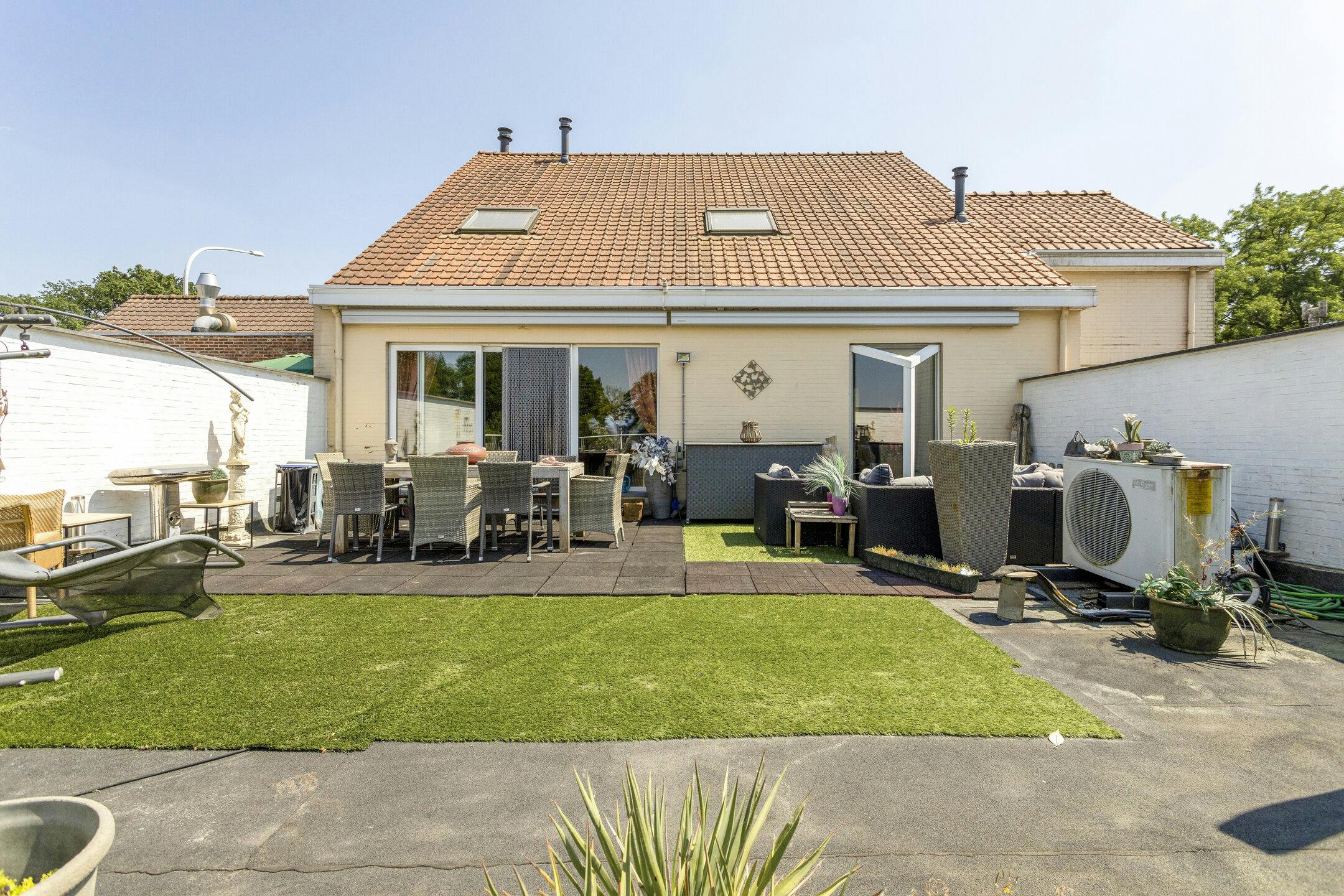 Handelspand met woonst te koop in Gooreind! foto 19