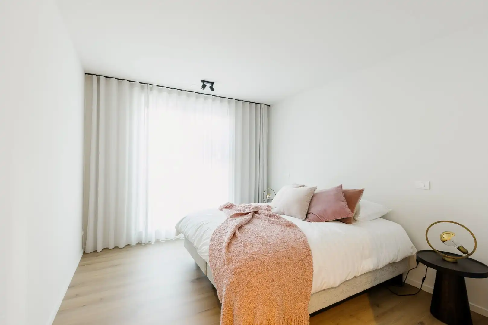 Instapklare nieuwbouwwoningen in hartje Harelbeke foto 12