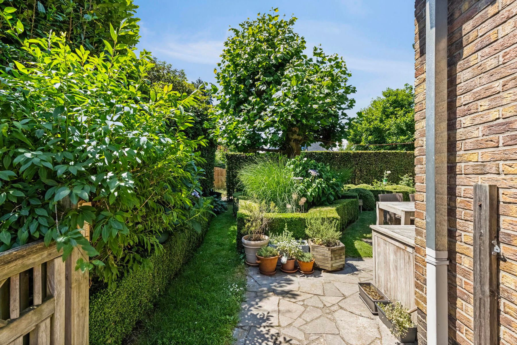 VOLLEDIG INSTAPKLARE VILLA TE KOOP IN DE GEMEENTE WEMMEL! foto 27