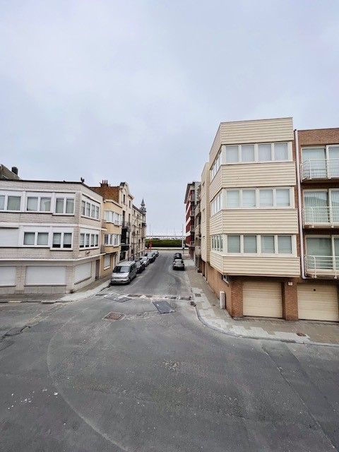 Volledig gerenoveerd, gemeubeld appartement met 2 slaapkamers foto 6