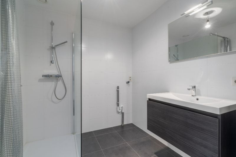 Instapklaar gelijkvloers appartement in het hart van Lokeren! foto 11