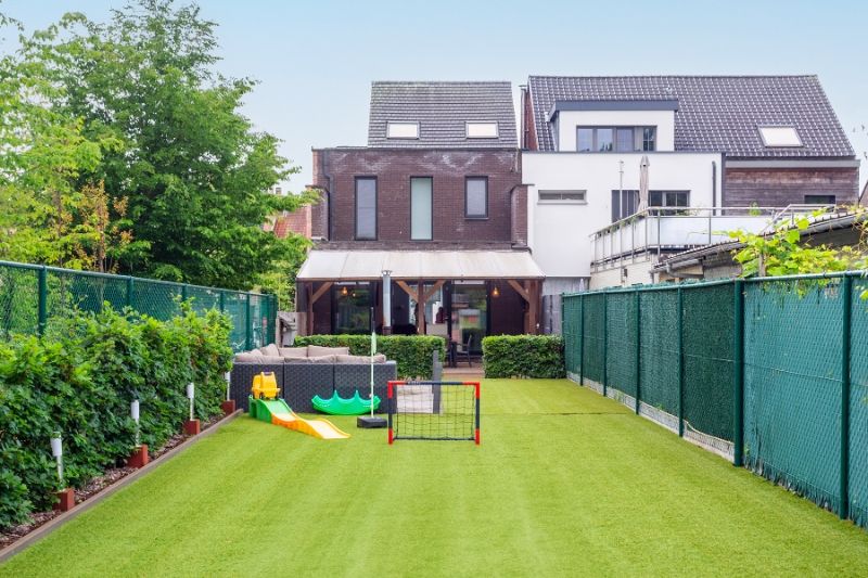 Prachtige instapklare woning met zee van ruimte, ruime tuin!!! foto 32