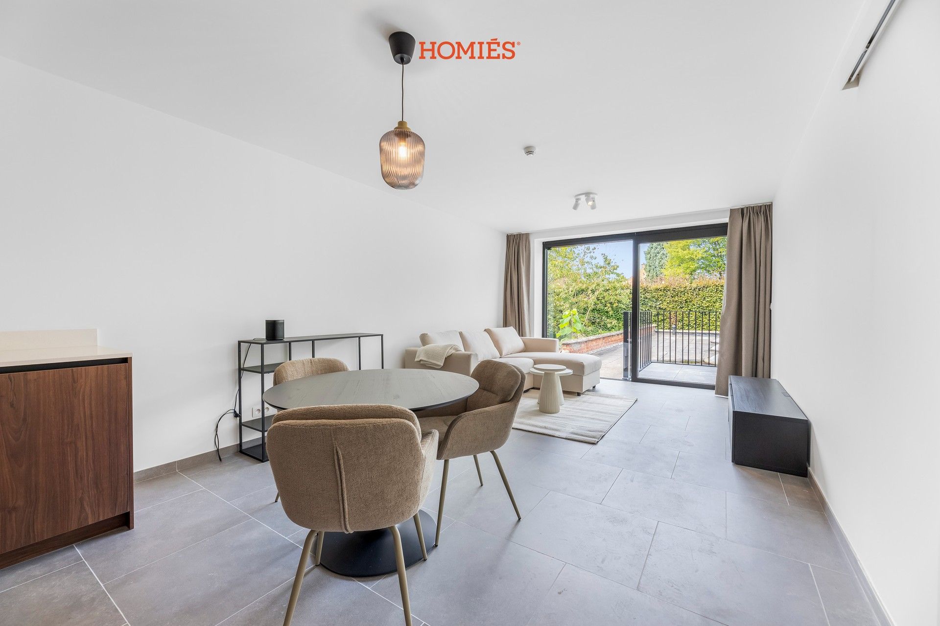 gemeubeld één-slaapkamer appartement met terras foto {{pictureIndex}}