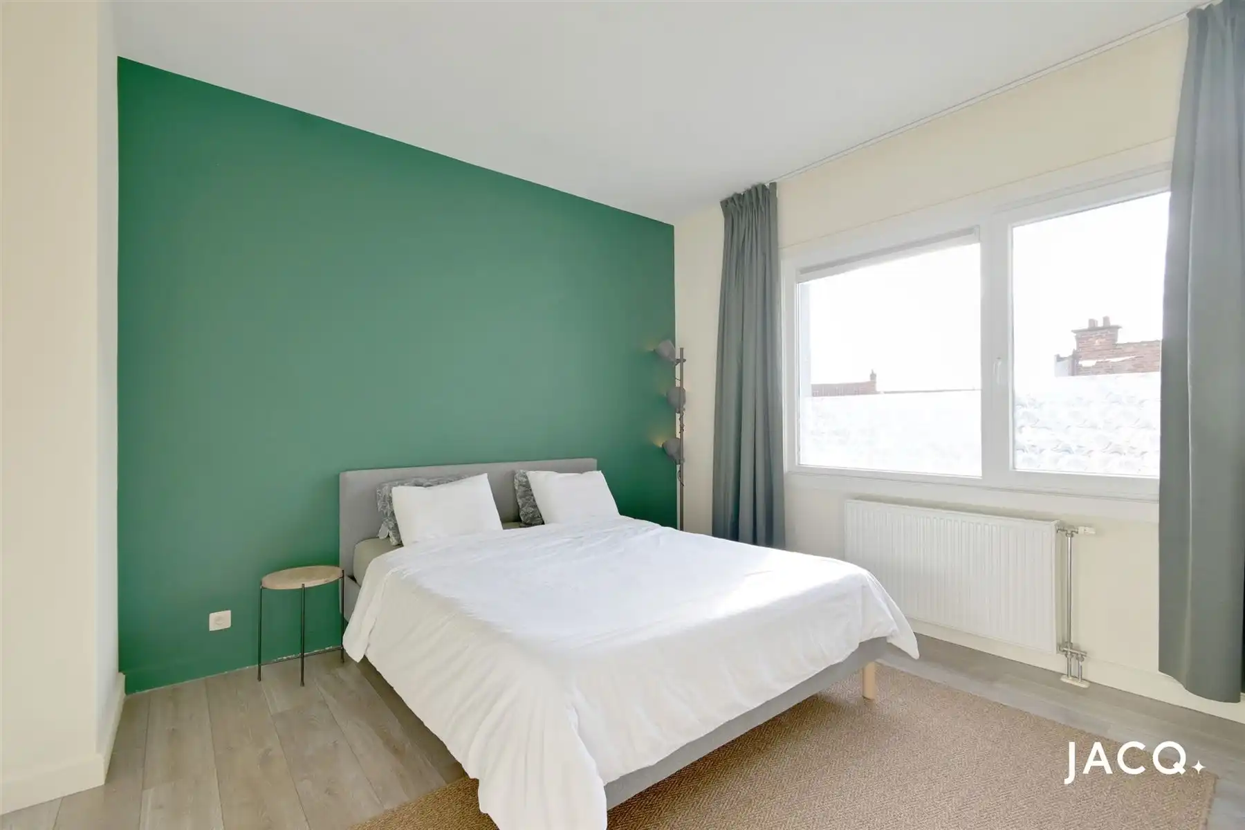 Gerenoveerd appartement met 2 slaapkamers te Merksem! foto 6