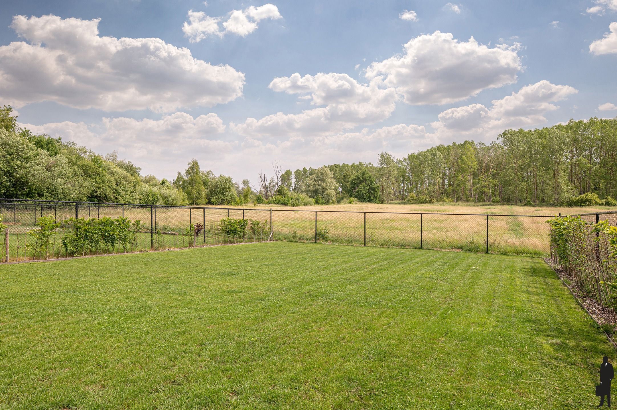 Exclusief BEN-gelijkvloers appartement (150 m²) met 3 slk’s, riante tuin (300 m²), kelder (60 m²) en prachtig uitzicht op natuurgebied. foto 14
