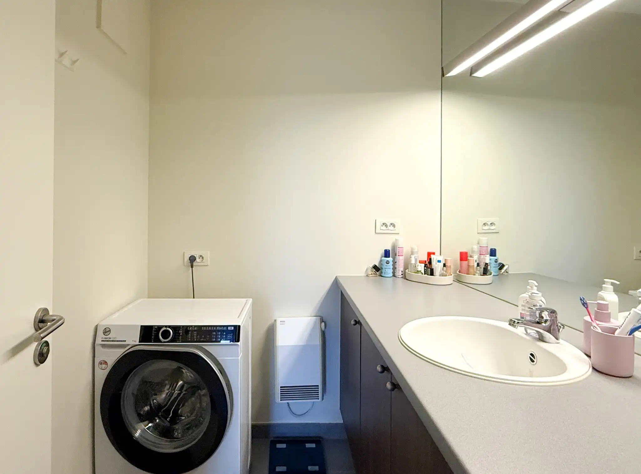 Mooi appartement met 1 slaapkamer nabij centrum Melsele met autostaanplaats foto 7