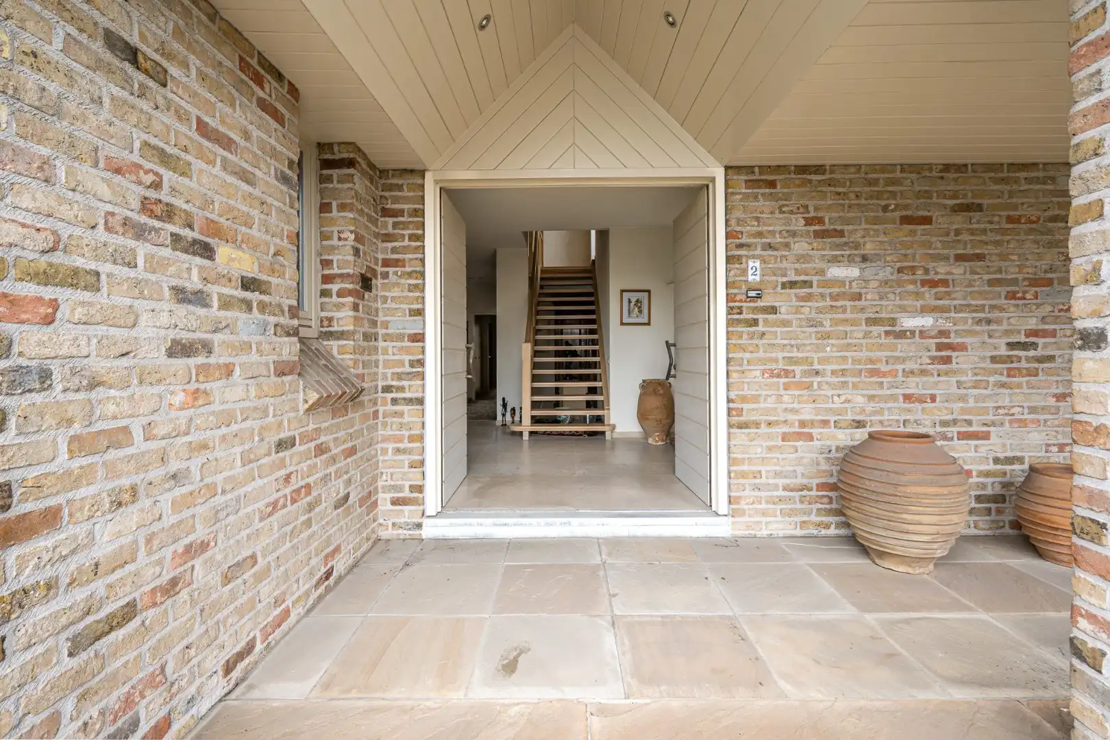 Villa met 5 slaapkamers, dubbele garage, carport en verzorgde tuin in Westrozebeke foto 3