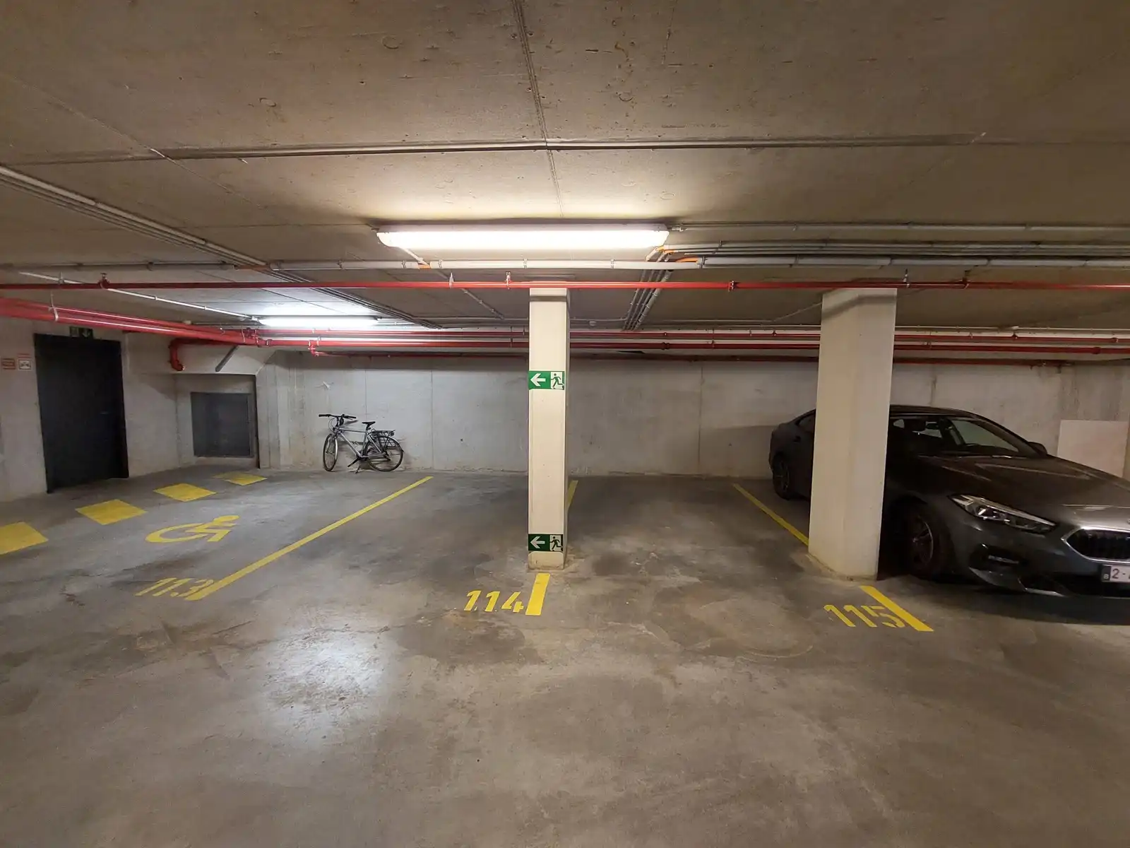 Trendy penthouse met terrassen nabij Eilandje met parking foto 13