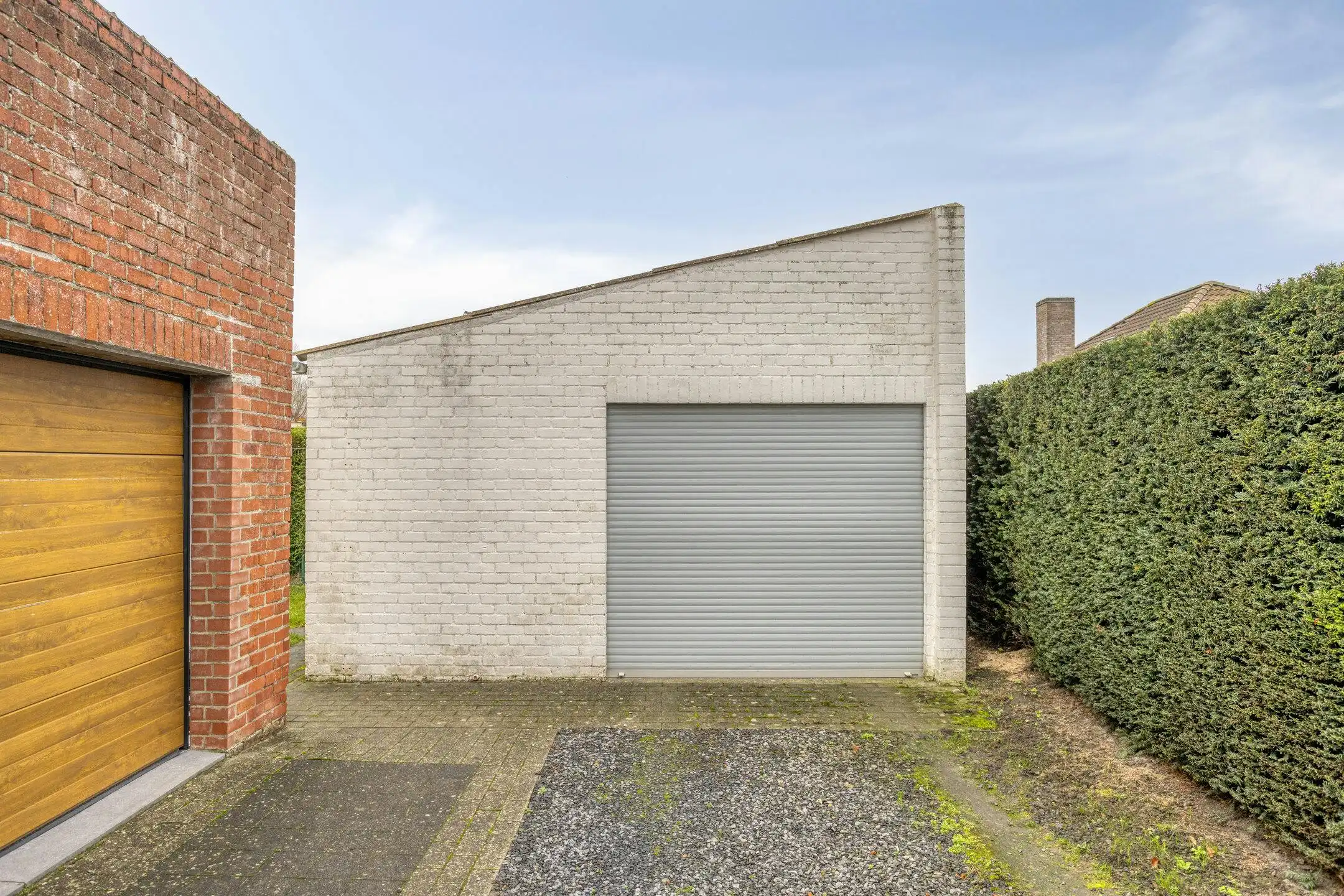 Instapklare woning met 3 slaapkamers, 2 badkamers, zuidgerichte tuin en garage. foto 24