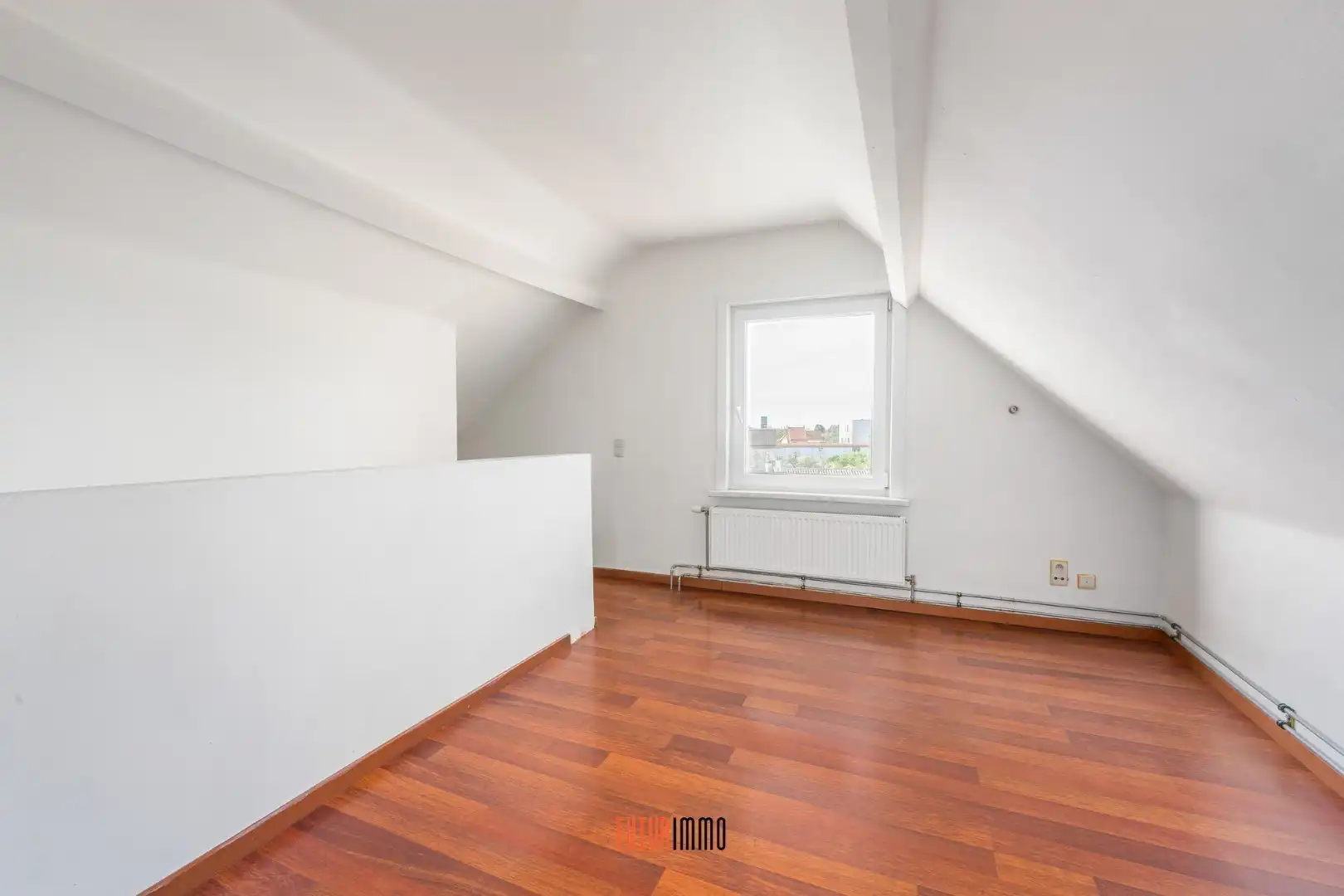 Centraal gelegen 5-slpk woning nabij Frunpark Izegem foto 19