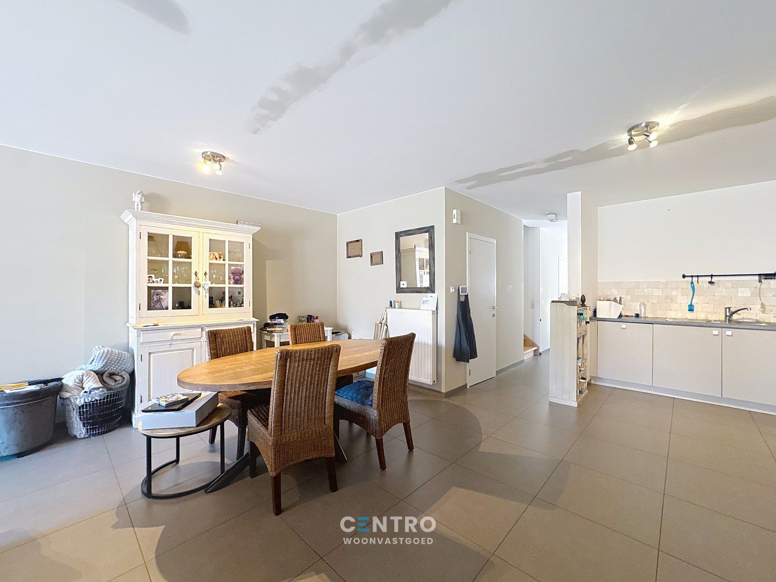 Recente ENERGIEZUINIGE woning met 3 RUIME slpk, bureel én garage! foto 4