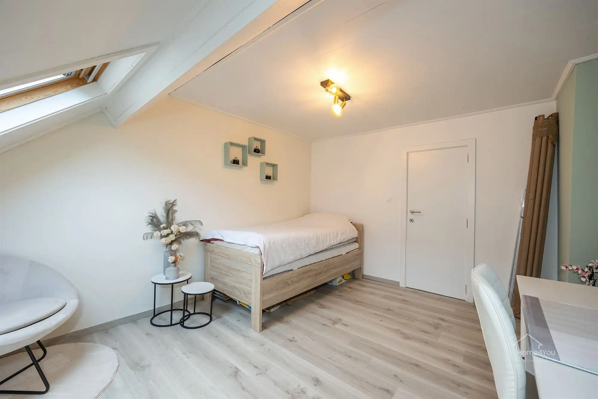 Charmante rijwoning met 3 slaapkamers en ruim dakterras foto 12