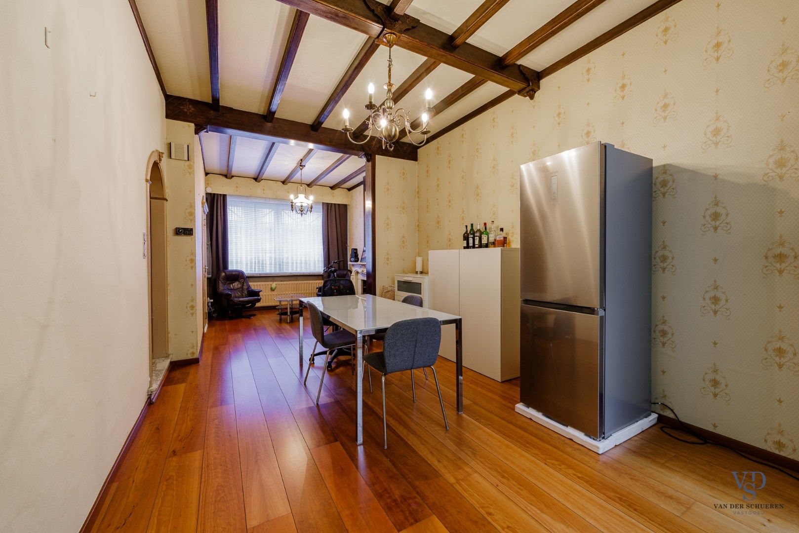 Charmante stadswoning in het centrum van Zottegem. foto 4