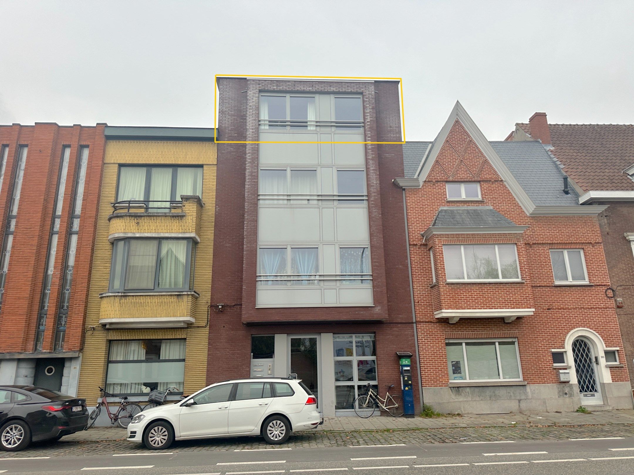 Modern wonen; licht, comfort en op 10' van Gent foto 16