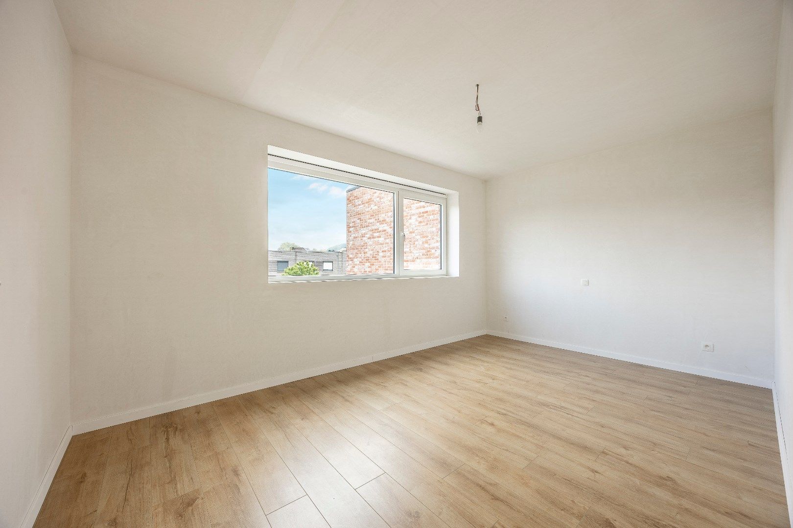Nieuwbouwwoning met 4 slaapkamers, inpandige garage en tuin in Avelgem. foto 11