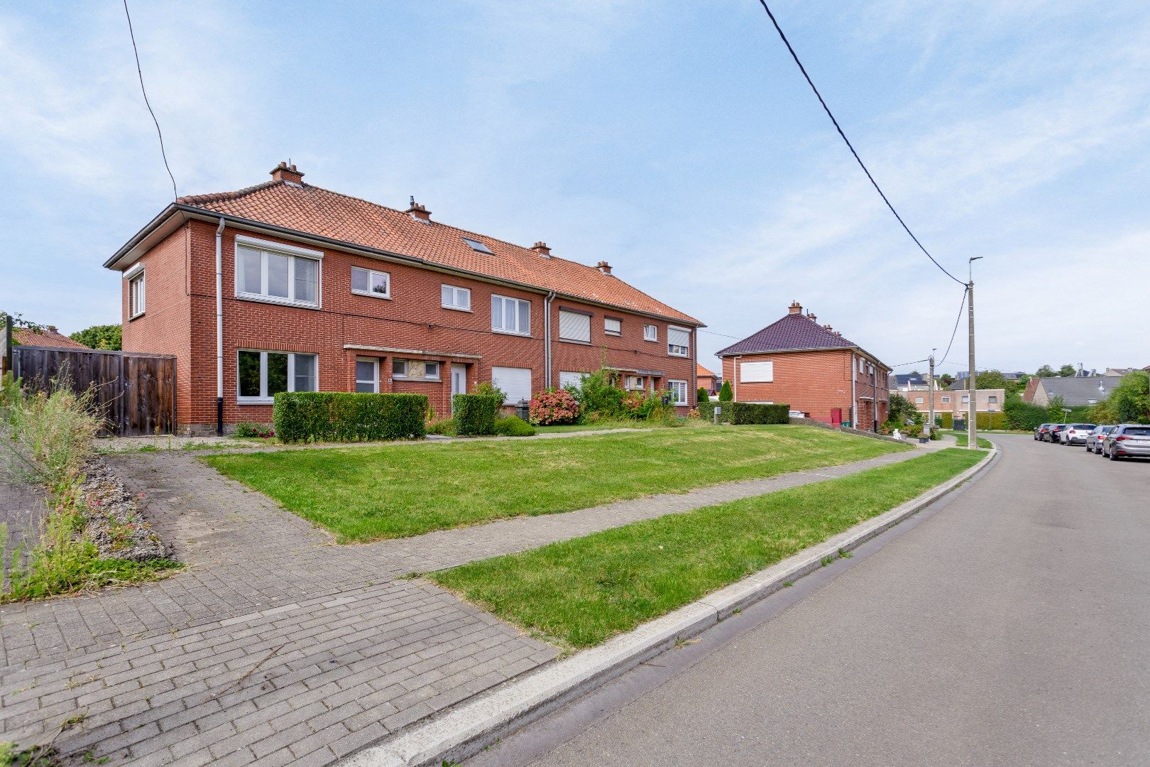 Te huur LEMBEEK: Gerenoveerde woning 2 slpk, bureau en tuin foto 2