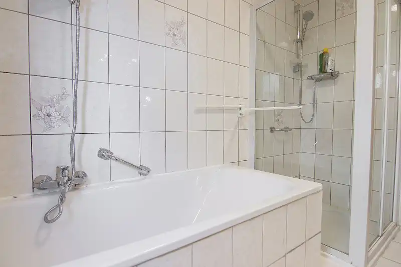 Riante instapklare gezinswoning met 5 slaapkamers op een vlot bereikbare locatie in het centrum van Kortessem (Hasselt) foto 10