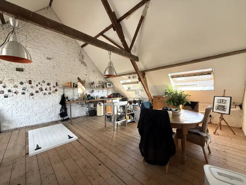 Karaktervolle burgerwoning met mooie elementen nabij de Visserij foto 21