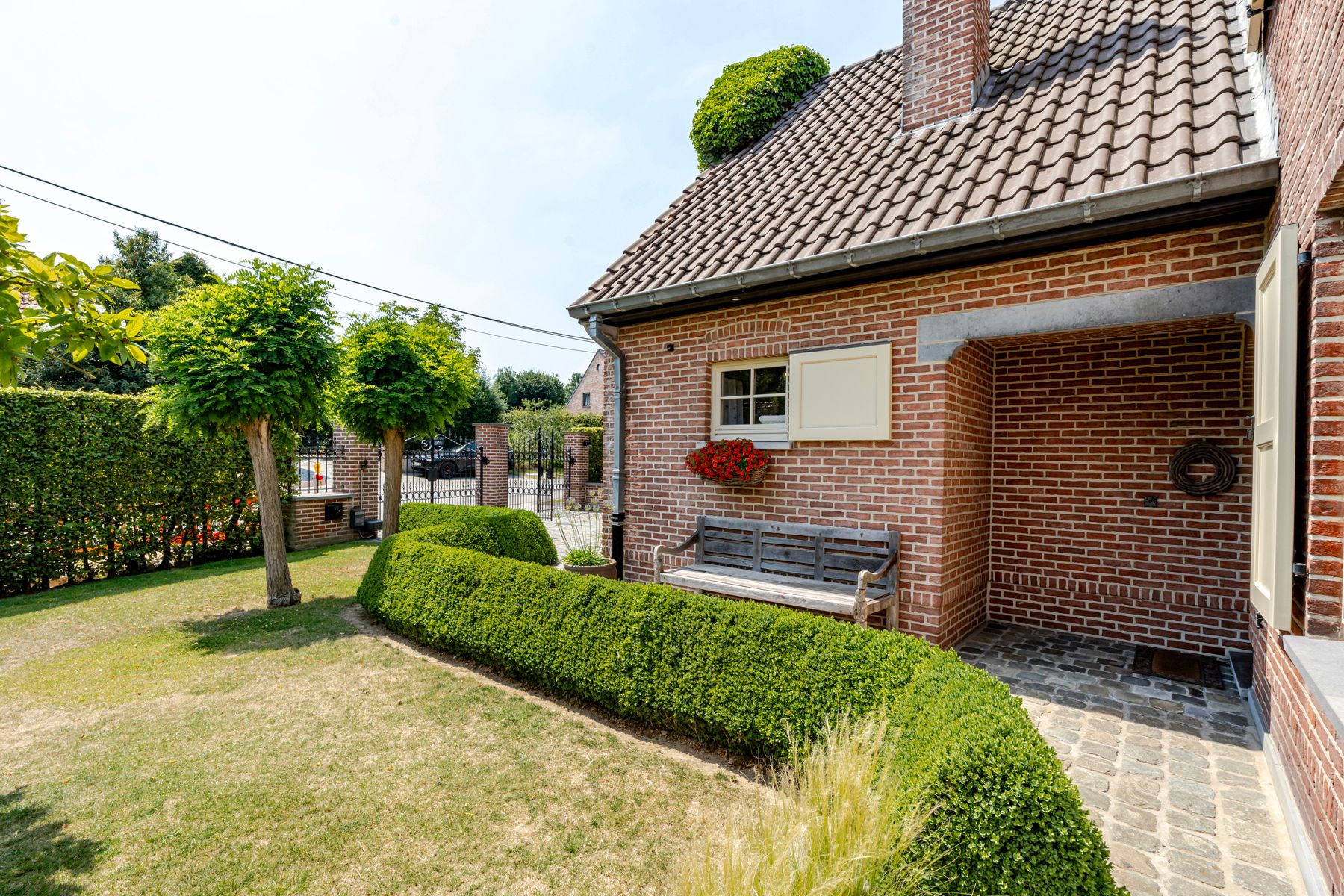 Villa te koop in het landelijke Galmaarden. foto 3