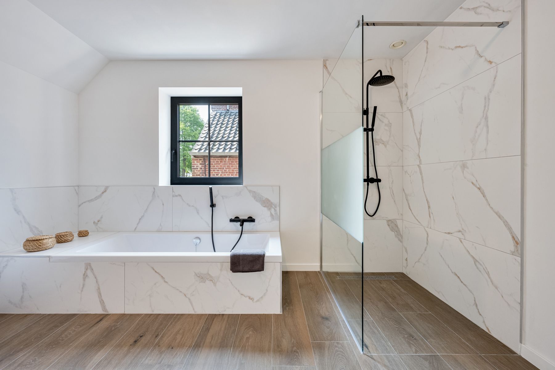 Riante nieuwbouwwoning instapklaar 4 slaapkamers! foto 13