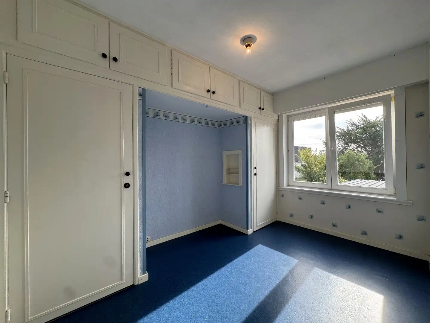 Te renoveren halfopen bebouwing met bijzonder veel potentieel in rustige verkavelingswijk foto 22