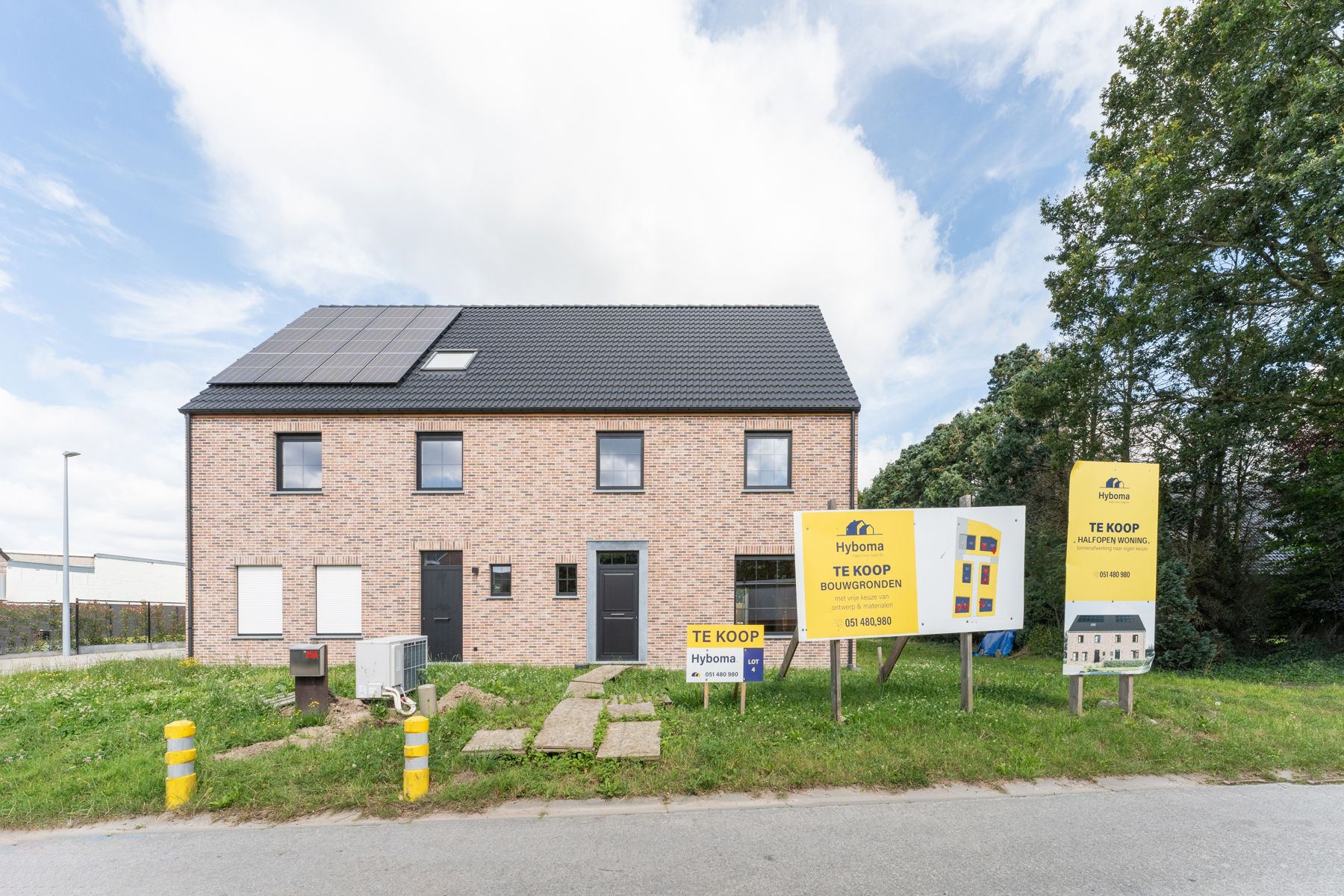 Landelijke, halfopen woning foto 2