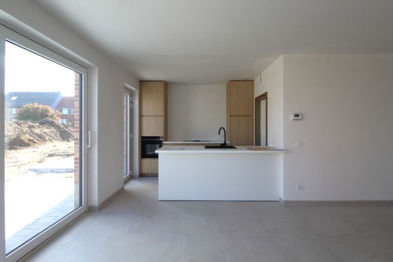 Nieuwbouwwoning te huur in Zonnebeke foto 4