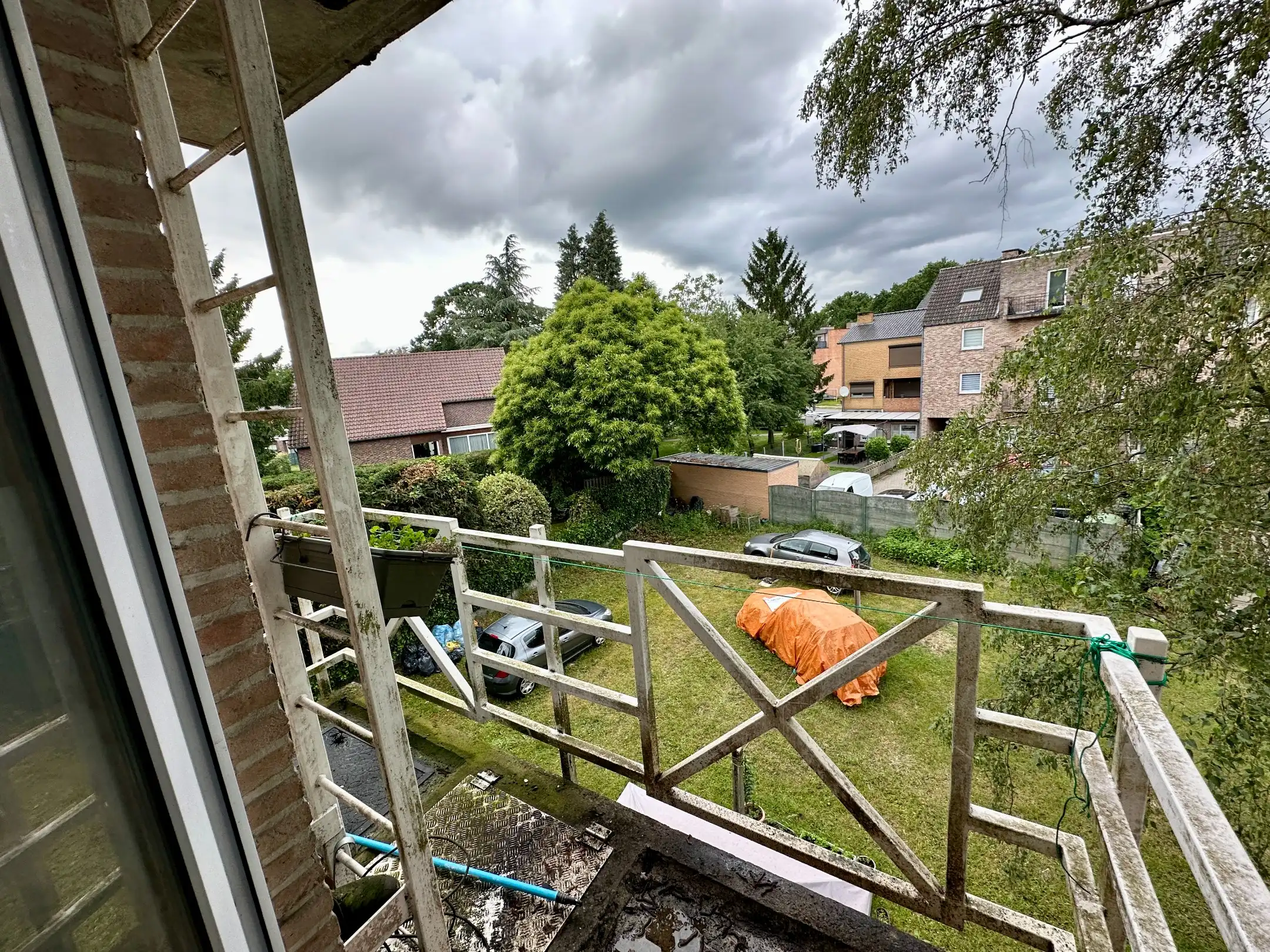 Unieke investeringskans, voor snelle beslissers: 1slkm app met kelderbeging en balkon te GENK foto 2
