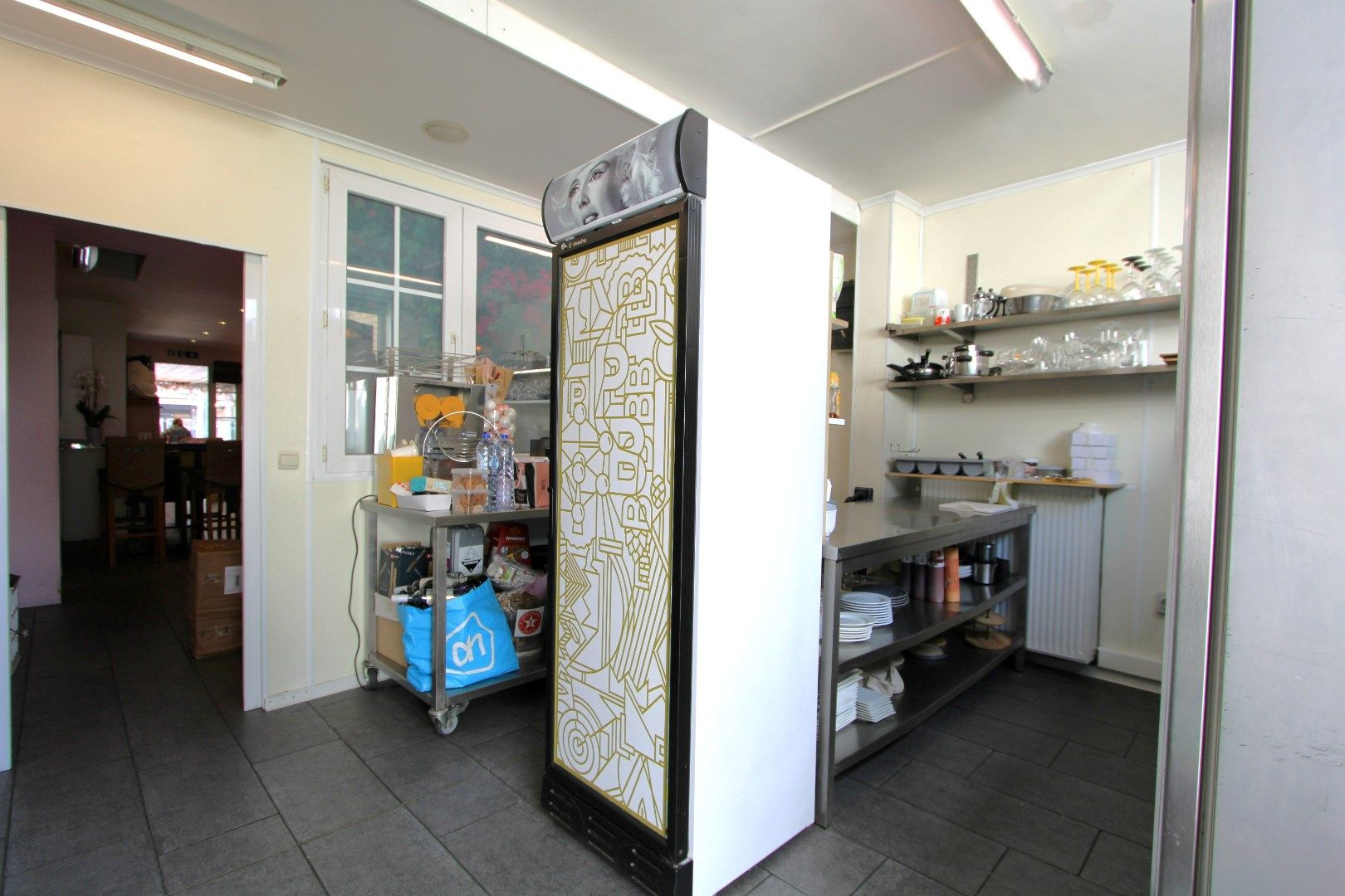 Te huur Lippenslaan 27 (horeca of winkel) foto 21