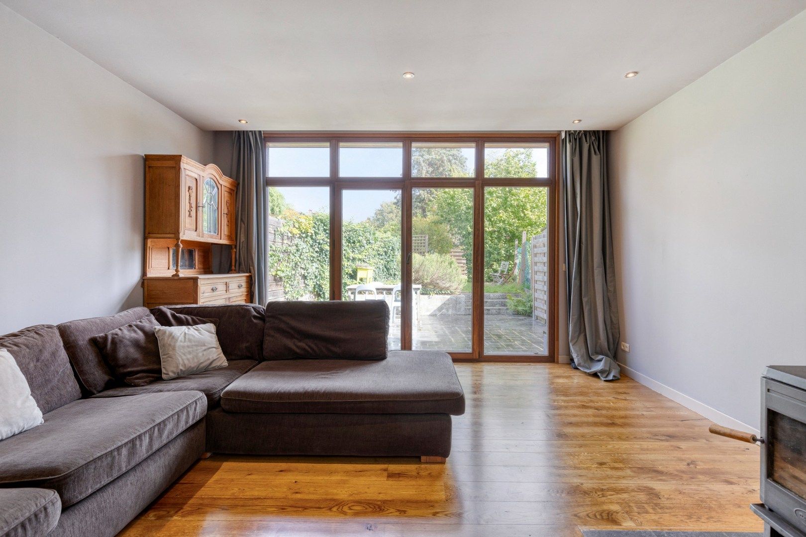 Goed gelegen woning met 3 slaapkamers en 2 badkamers in een rustige straat- bewoonbare oppervlakte 151 m² foto 7