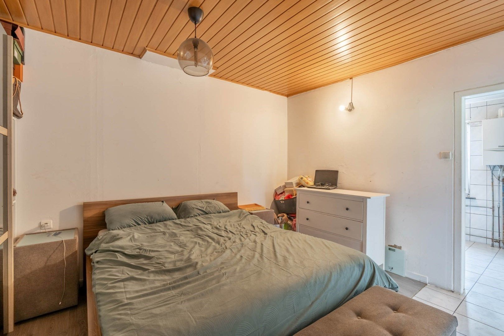Volledig te renoveren stadswoning met ruime tuin,  in half-open bebouwing. foto 10